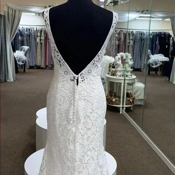 Justin Alexander FW18 #88017 - Picture 5 of 10